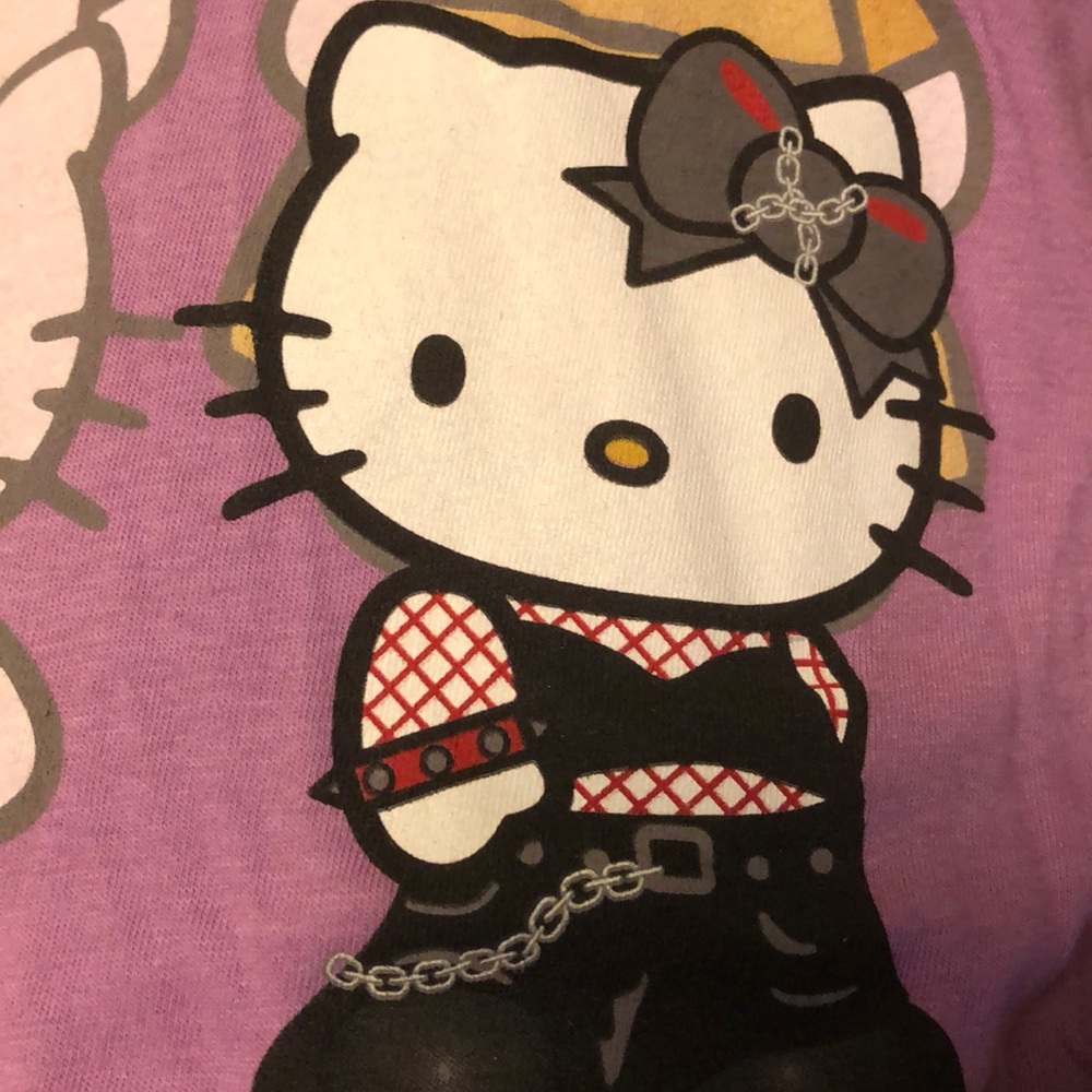 Hello kitty Tshirt